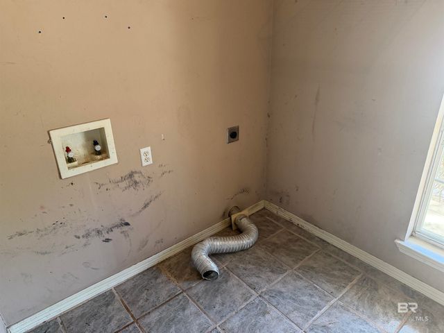 7067 Pinehill Road, Daphne, AL 36526