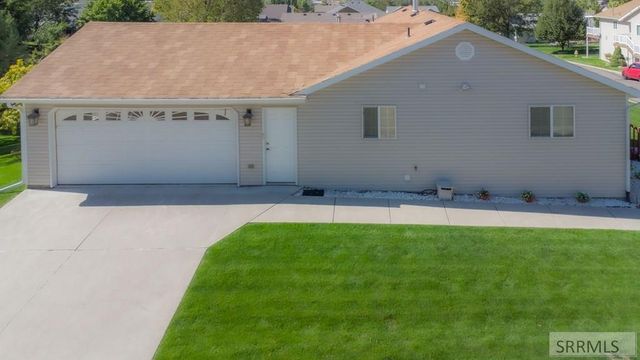 723 Raindrop, Chubbuck, ID 83202