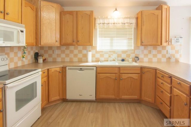 723 Raindrop, Chubbuck, ID 83202