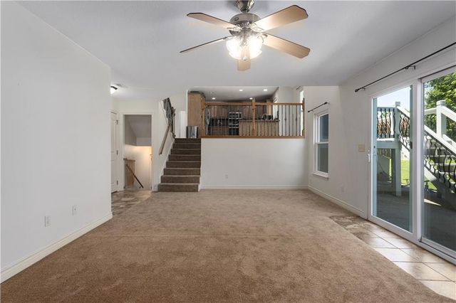 3812 Clayton Drive, Leavenworth, KS 66048