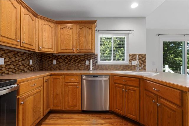 3812 Clayton Drive, Leavenworth, KS 66048
