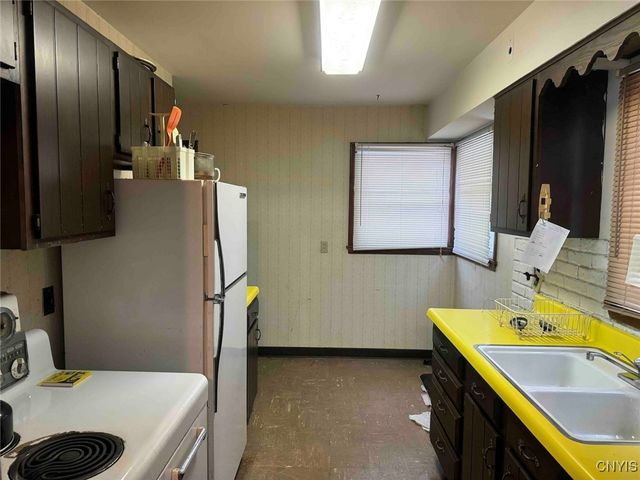 10020 Mclaughlin Road, Machias, NY 14171