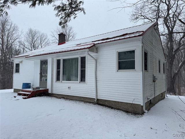 10020 Mclaughlin Road, Machias, NY 14171