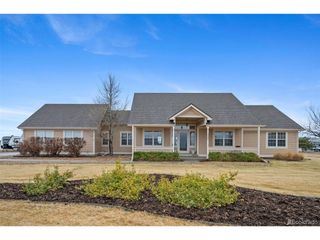56600 E 41st Ave, Strasburg, CO 80136