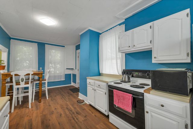 20 Baldwin Street, Laconia, NH 03246