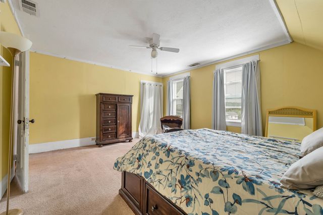 20 Baldwin Street, Laconia, NH 03246