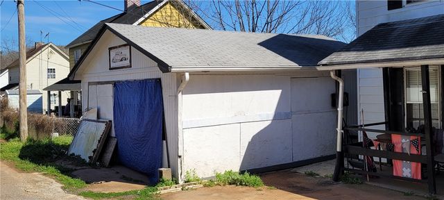 223 Second Street, Newry, SC 29665