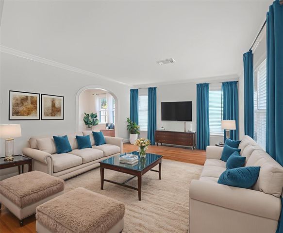 516 Eleanor Street, Houston, TX 77009