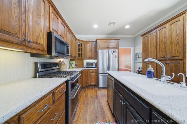 20348 S 151st East Avenue, Bixby, OK 74008