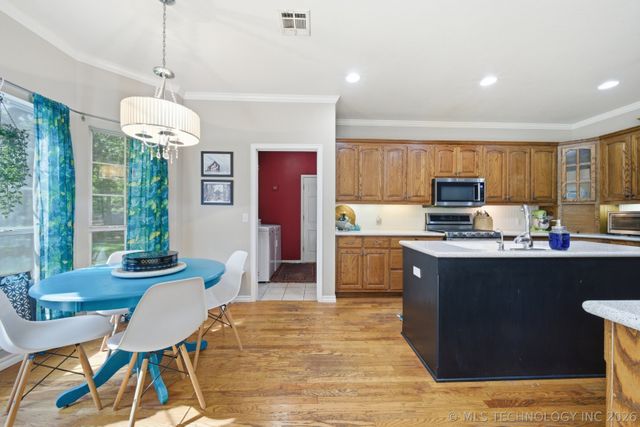 20348 S 151st East Avenue, Bixby, OK 74008