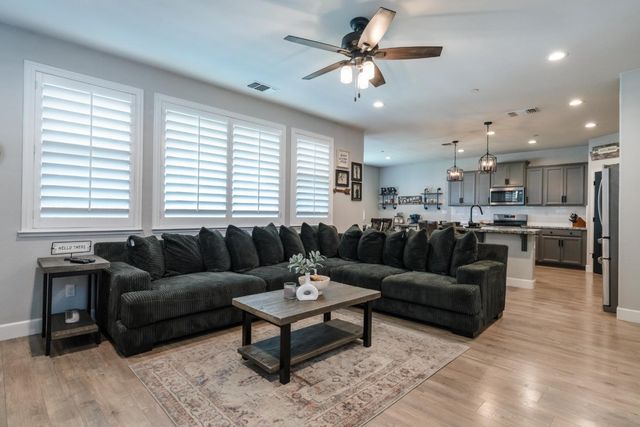 630 Cerrato Way, Hollister, CA 95023