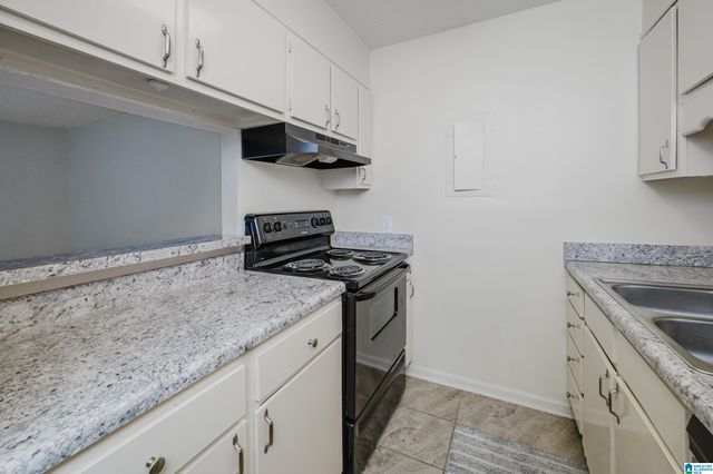 3350 Altamont Rd Apt B2, Birmingham, AL 35205