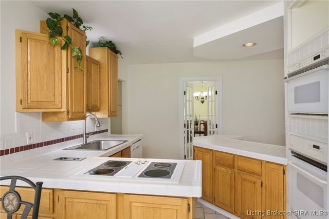 4100 Brush College Road, Floyds Knobs, IN 47119