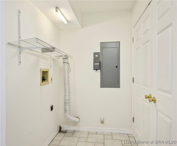 4100 Brush College Road, Floyds Knobs, IN 47119