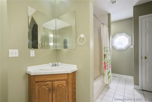 4100 Brush College Road, Floyds Knobs, IN 47119