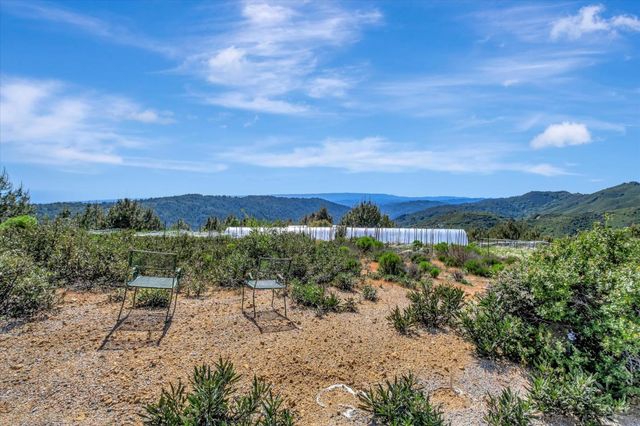 620 Maymens Flat Road, Los Gatos, CA 95033