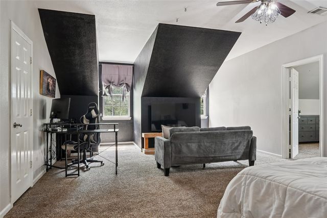915 Skyline Drive, Argyle, TX 76226