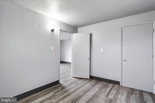 130 WHITE OAK RD, White Post, VA 22663