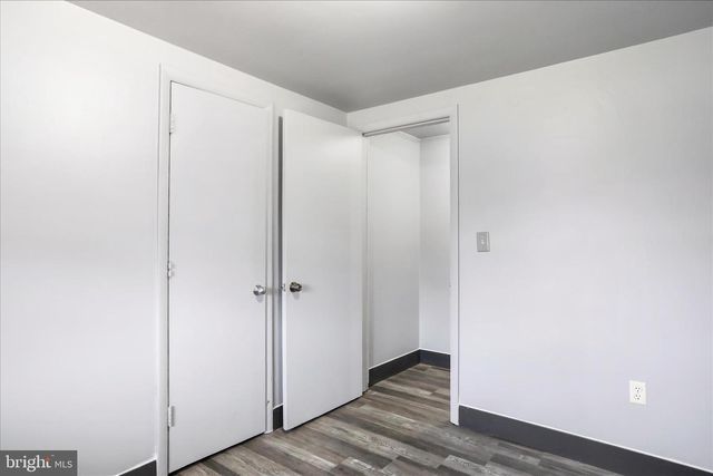 130 WHITE OAK RD, White Post, VA 22663