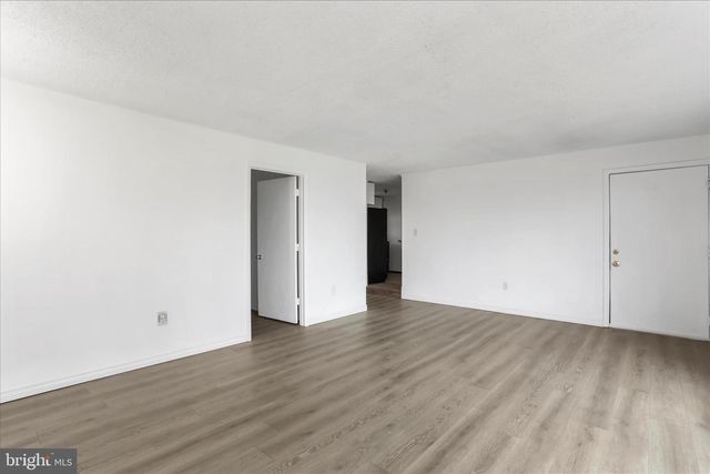 130 WHITE OAK RD, White Post, VA 22663