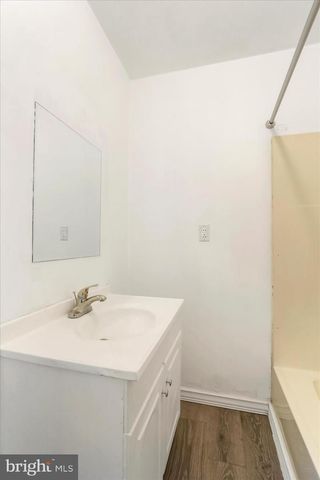 130 WHITE OAK RD, White Post, VA 22663