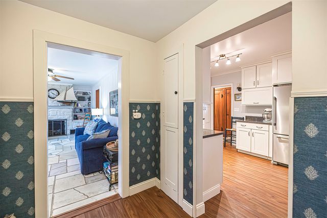 902 OAKMONT Avenue, Erie, PA 16505