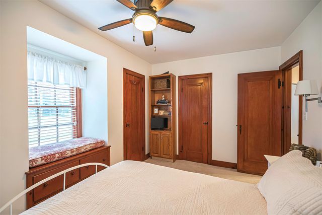 902 OAKMONT Avenue, Erie, PA 16505