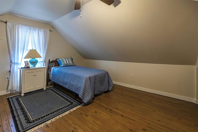 902 OAKMONT Avenue, Erie, PA 16505