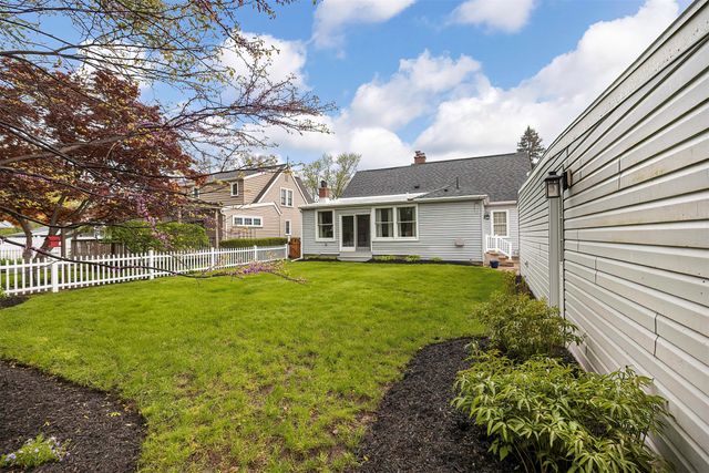 902 OAKMONT Avenue, Erie, PA 16505