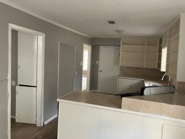 4017 Gordon Street, Greenville, TX 75401