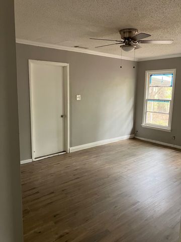 4017 Gordon Street, Greenville, TX 75401