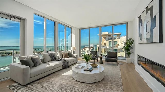 253 GOLDEN GATE POINT 902, Sarasota, FL 34236