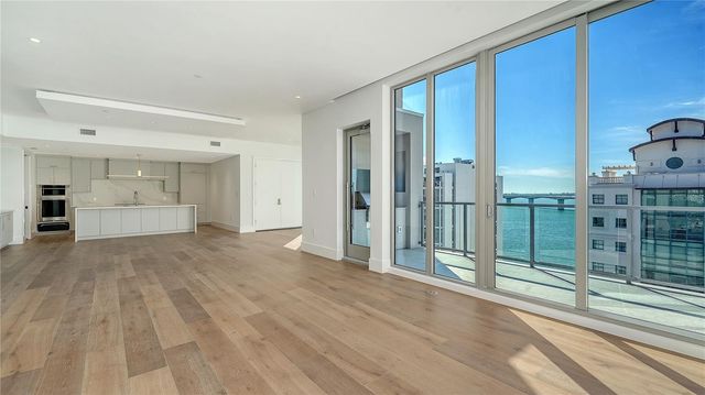 253 GOLDEN GATE POINT 902, Sarasota, FL 34236