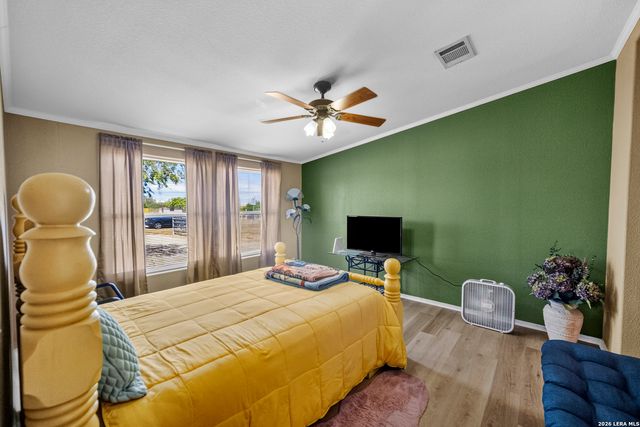 364 DANIEL RD, San Antonio, TX 78220