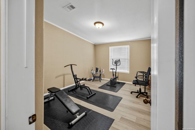 364 DANIEL RD, San Antonio, TX 78220