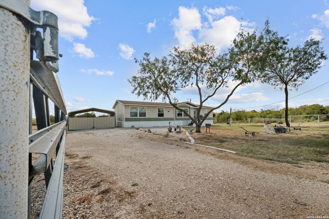 364 DANIEL RD, San Antonio, TX 78220