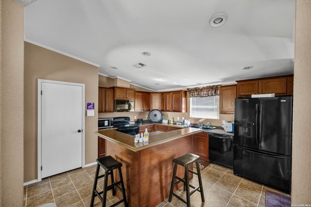 364 DANIEL RD, San Antonio, TX 78220
