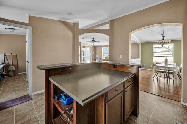 364 DANIEL RD, San Antonio, TX 78220
