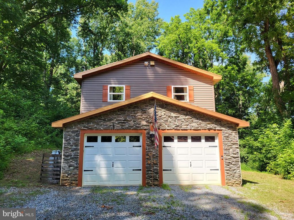 84 SPIRIT LN, Falling Waters, WV 25419