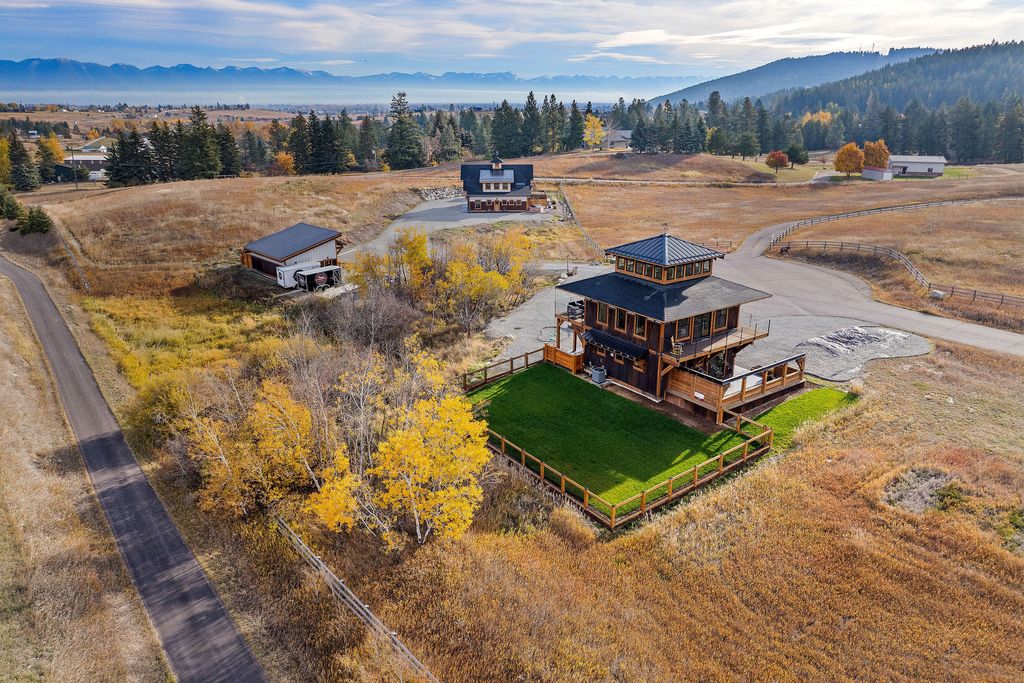 185 Hidden Waters Lane, Kalispell, MT 59901 photo 2