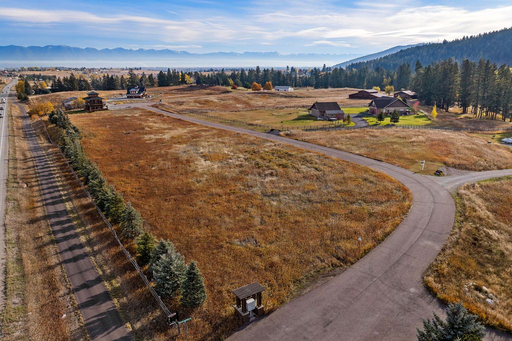 185 Hidden Waters Lane, Kalispell, MT 59901 photo 98