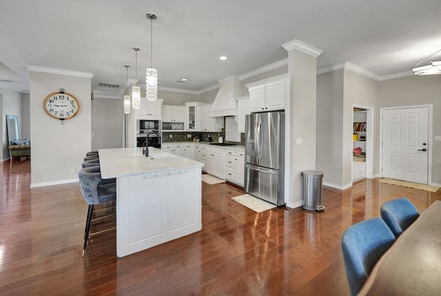 5 Muirfield Dr, Odessa, TX 79762