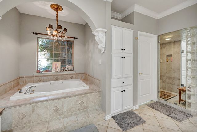 5 Muirfield Dr, Odessa, TX 79762