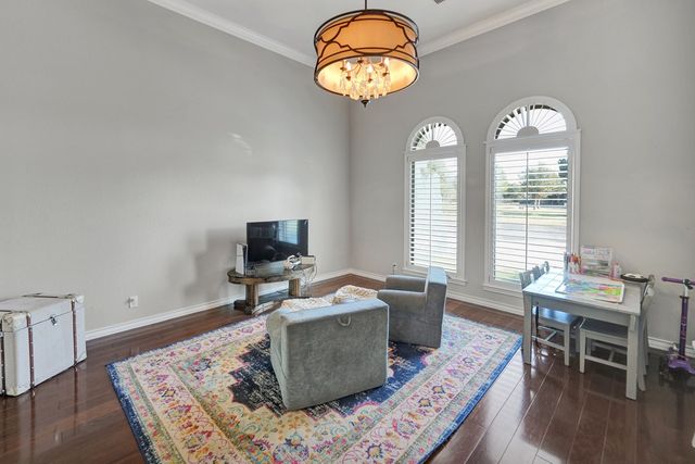 5 Muirfield Dr, Odessa, TX 79762