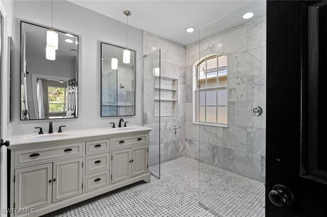 22932 Forest Ridge DR, Estero, FL 33928