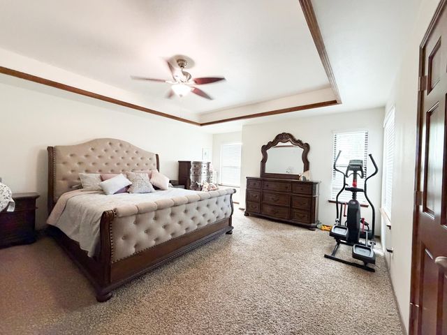 505 S Del Norte Avenue, Kerman, CA 93630