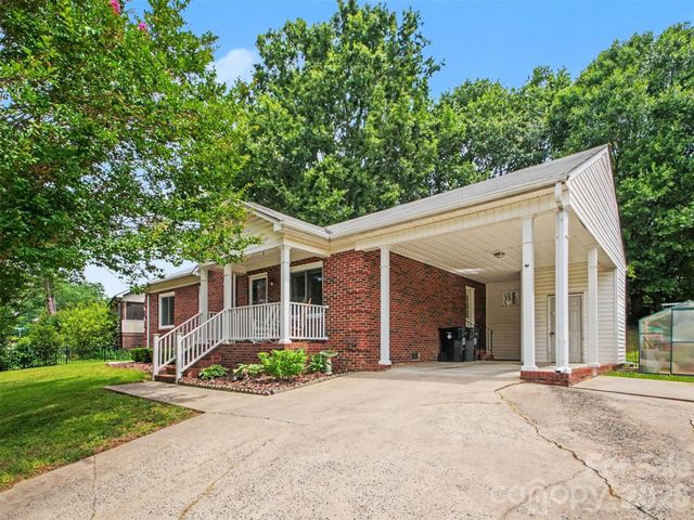 1009 Autumn Lane, Concord, NC 28025