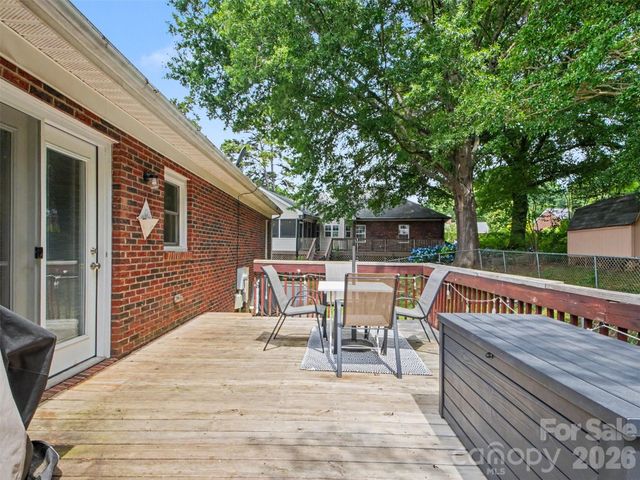 1009 Autumn Lane, Concord, NC 28025