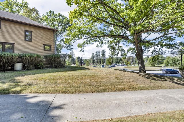 1903 Kibby Road, Jackson, MI 49203