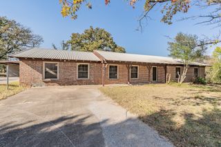 412 Oakview Drive, Springtown, TX 76082